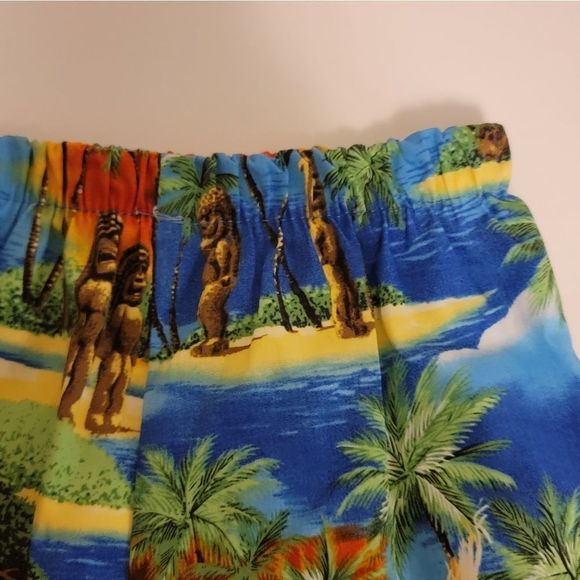 Authentic Hawaiian Toddler Outfit - Picture 6 of 6